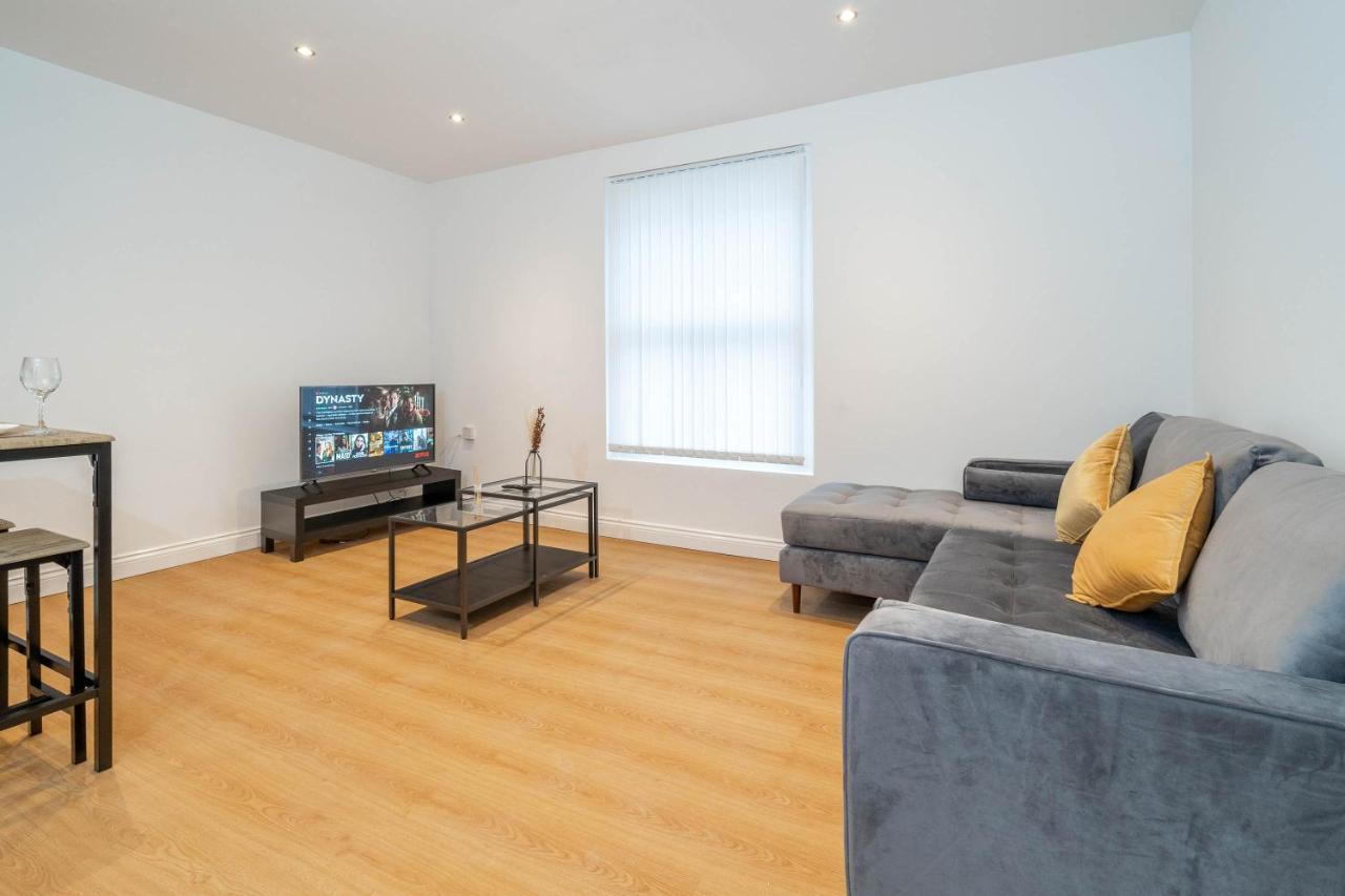 Two Bedroom Apartment-One Choice Stays- Jewellery Quarter Birmingham Bagian luar foto